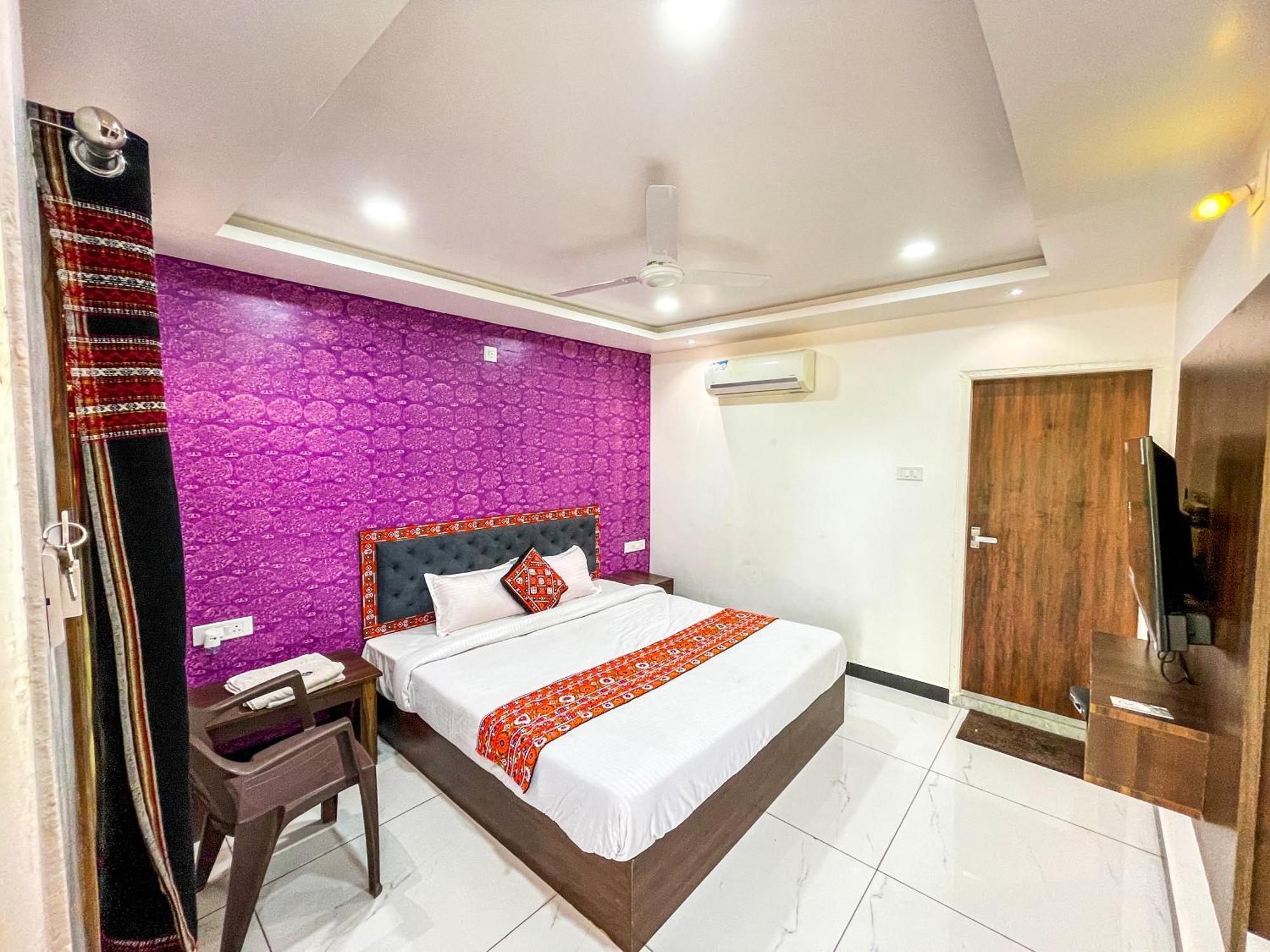 Stay Guru Resort Farm Villa Bhuj Habitación foto